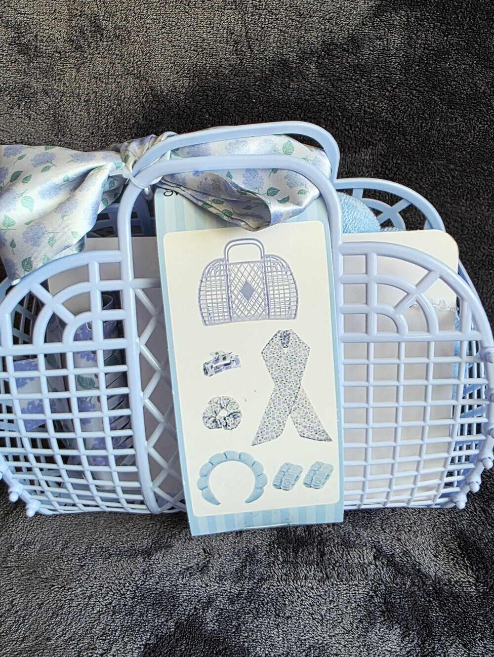 New Spa Tote Set, 7 Pieces, Mother's Day, birthday, bridal gift set retro style